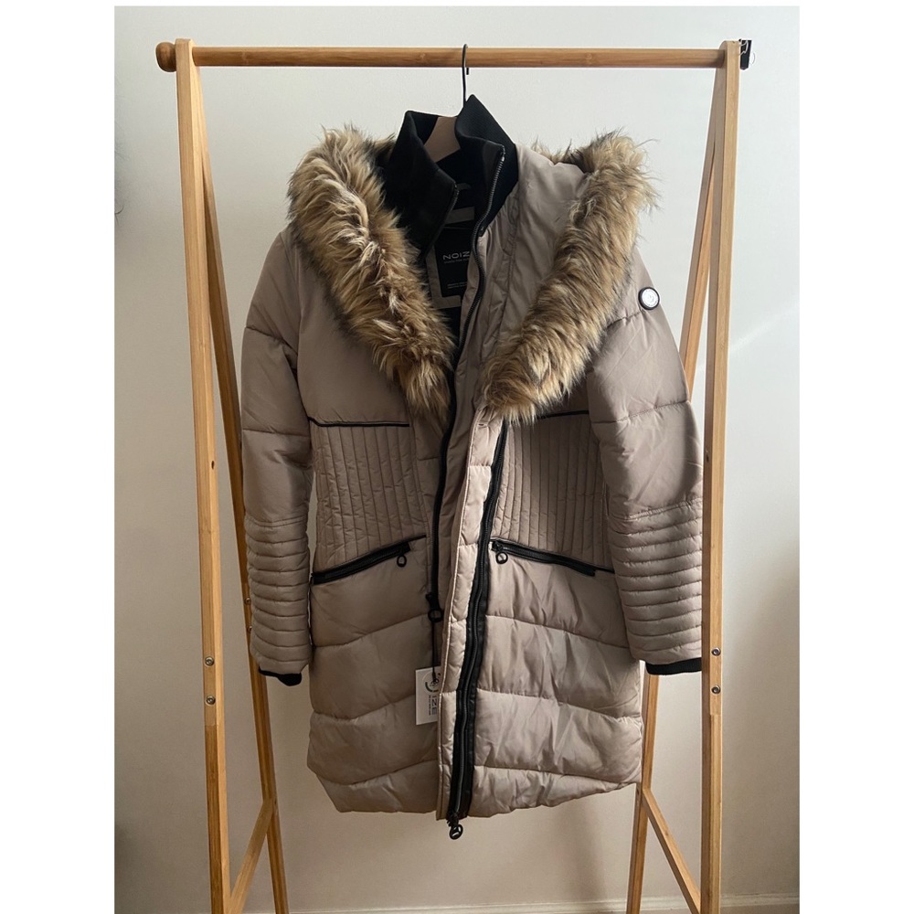Noize Gigi coat in desert, size L